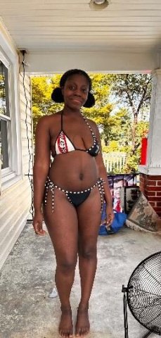 Young college women looking to have fun with an experienced older man - 1