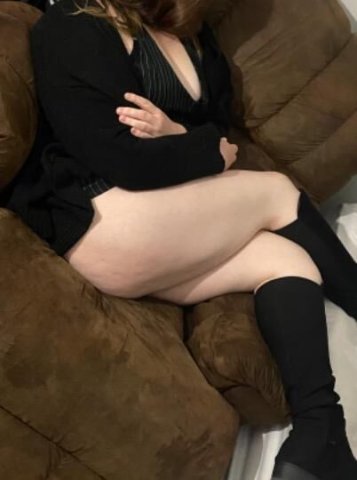 Are you down to play with me 😘 - 1