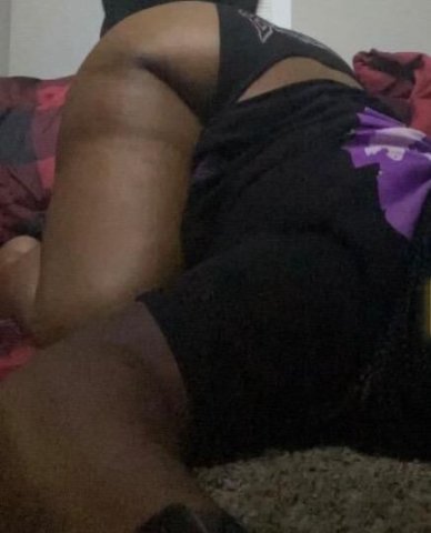 NEW IN TOWN DADDIES OUTCALL - 1