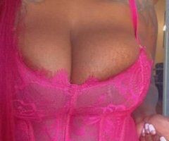 San Antonio escorts - 80 car meets hmu