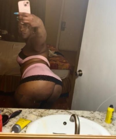 204 in/out. Highly addictive ! Lady in the streets 🛣 freak 😈 in the sheets 🛏 - 1
