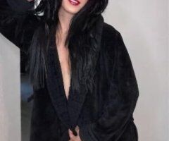 EMILY CHICA TRANS - Image 3