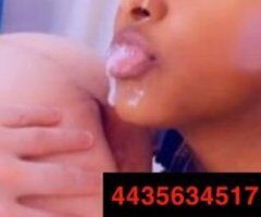 Espero por ti amor 😍Happy holidays you've treated everyone else take some time out and come treat yourself 😏. Cum dowm my dominican throat - Image 2
