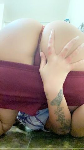 Golden Goddess Last Day Here 👑 Pleasure At Its Finest 🫦🍭 Here Only For A Moment 💝 - 1