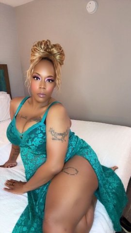 🌙Got Late Nite Wood🤯 Avail 10PM-3AM🌙FoCo IC🌙1 Appt Avail🌙 - 33 - 1