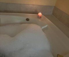 ❄ BURRRR its Cold Papi 📍 GREERLEY ❄ Let me Rub your body down (( HOT Oil Massages))💆🏽 •💦The Wettest Sessions 🛀 HOT TUB FUN - Image 12