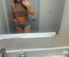 sexy sweet bootyful girl next door - Image 4