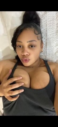looking to fill this throat up 🍆💦 - 1