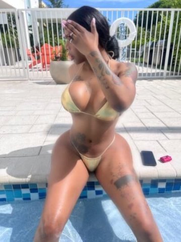 TRUE GFE STYLE JUICY PUSSI FAT BUBBLE BUTT - 1
