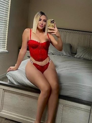 Latina disponible solo por una semana - 1