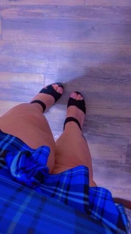 HOT Oil Massages / HOT Tub FUN 💜 GREELEY 💙 CUM* WARM Up With ME 🥇 PLEASENTLY PLUMP RUMP ✅ MY REVIEWS✅ 💵⭐👑👑⭐LET ME TREAT YOU LIKE ROYALITY⭐👑 - 1