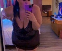 BURRRRRRRRR its Cold Papi ❄ HOT Oil Body2Body RUBS 📍Greeley ❄ Lets Sip Sum Hot Chocolate ☕ And get in the HOT tub 🛁 Lets Party 🏆 Best Brainz in town - Image 7
