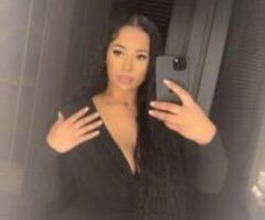 Upscale latina mami - Image 2