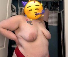 thick n juicy💦💦 WHITE BBW 🔥PHAT ASS 🍑 and the Pussy to match😻 - Image 9