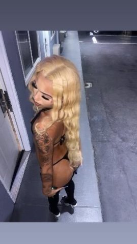 *NEW IN TOWN*🎀⭐Just Landed & Already Turning Heads, 🍑💦UPSCALE Latina/Japanese Goddess 👸🏼💕Available for INCALLS/OUTCALLS/OVERNIGHTS/ don’t miss out on this Great Experience 🎀 - 20 - 1