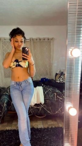 sexxy light skin - 23 - 1
