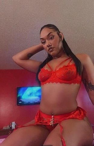 NEW CALI GIRL IN TOWN - 1