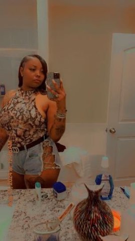 GEORGIA PEACH 🍑🍑💕💕 Diamond Honey💕💕💕💦 - 1