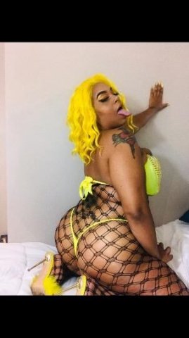 🔥👅🍑📲Watch 👀me play with my tits and clit with a whole lot of 💦spit - 1