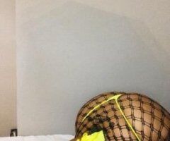 🔥👅🍑📲Watch 👀me play with my tits and clit with a whole lot of 💦spit - Image 5