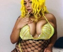 🔥👅🍑📲Watch 👀me play with my tits and clit with a whole lot of 💦spit - Image 6
