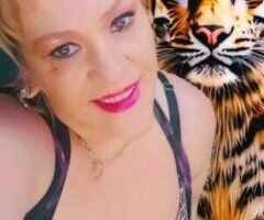 🍁🍁♥COME RELAX AND LEAVE THE STRESS AT THE DOOR!! 🍁ENJOY A RELAXING HOT OIL MASSAGE..ON THIS CHILLY DAY🍁 SENSUAL HOT OIL MASSAGE..PLUS MANSCAPING AND SUGAR SRUB PACKAGE🍁♥Smoking hawwwwt.sweet and pretty🌹✨️ - Image 10