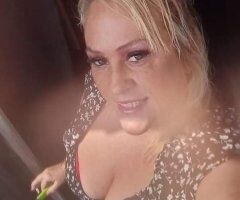 🍁🍁♥COME RELAX AND LEAVE THE STRESS AT THE DOOR!! 🍁ENJOY A RELAXING HOT OIL MASSAGE..ON THIS CHILLY DAY🍁 SENSUAL HOT OIL MASSAGE..PLUS MANSCAPING AND SUGAR SRUB PACKAGE🍁♥Smoking hawwwwt.sweet and pretty🌹✨️ - Image 11