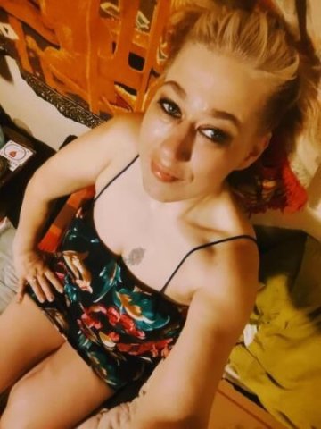 new girl here - 1