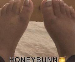 Come Unwrap A Delicate Surprise With A Irresistible Glaze HoneyBunnDelight Greek Queen 🍑 OUTCALL ONLY🚗🚗 - Image 2