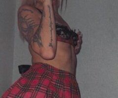 Petite sexy blonde🫦 face pretty 🐱 even prettier - Image 6