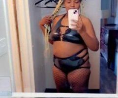 Roanoke escorts - Dick Me Down