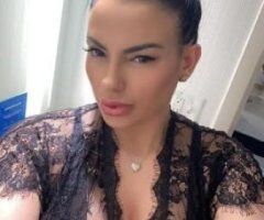 claudia in HARTFORD - Image 5