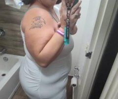 white bbw West side - Image 2