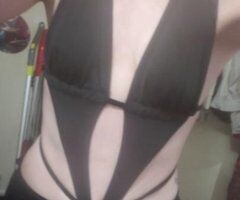 😘💦🍓Your hottest redheads ready to play😛🤯🥳We can have fun in the sun or let the moon light guide are way.. Eitherway strap in for the time of your life if i wanna come way😇🥰😈💋💯 - Image 4