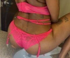 ITS YOUR FAVORITE DREAM DADDY💦TIGHT WET PUSSY😜ALL NATURAL CURVY 100% REAL😜 - Image 2