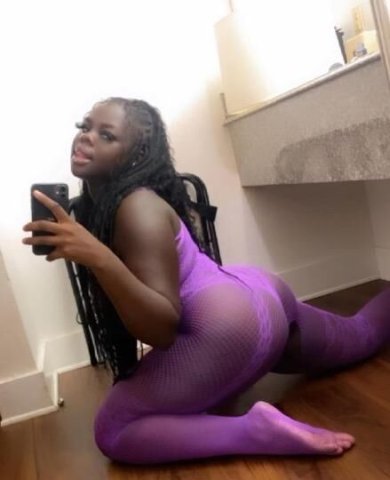 OUTCALLS 💦 closest thing to a chocolate 🍫 - 1