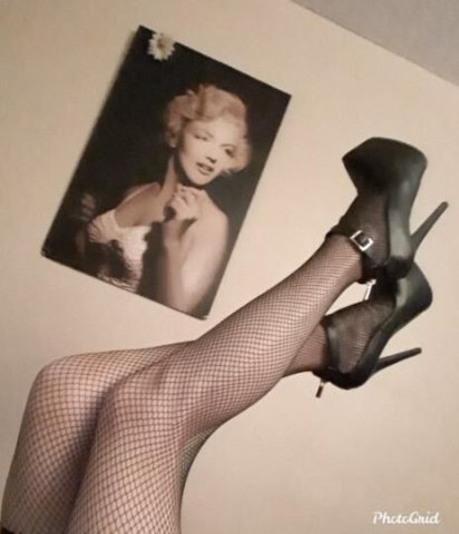 Discreet Sensual Massage Hot Content And Live Video Chat🌹🍾 - 1
