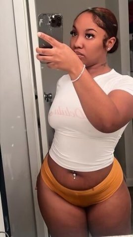 THICK, and Juicy 💦Country Girl 😘 - 1