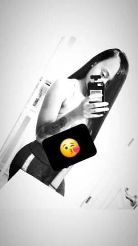 Call me ..your favorite sweet girl 🚘car play 💸cash only - 23 - 1