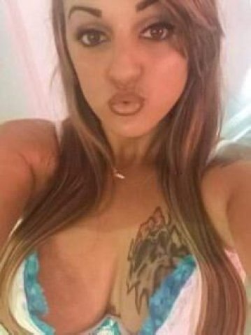 New Girl in town 🥰💦😈 - 1