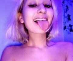 😍Very sweet and petite🌹 let's fuck🍑💦 - Image 6