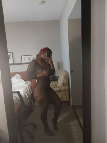 SATURDAY CUM PLAY🥰😘 COOKIES AND CREAM BACKSHOTS🥵😫OR SLOPPY DEEPTHROAT 💋 GET BOTH 🪅✨ - 1