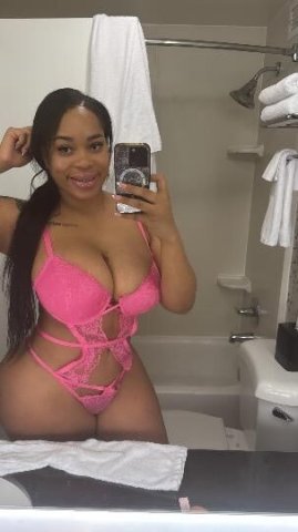 Hello love, I'm available, pretty Latina, I'm just waiting for your message so we can have a great time. - 36 - 1