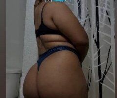 Houston escorts - Book W / Me :)