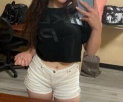 Wichita escorts - 💦🍒 AVAILABLE NOW🍒💦