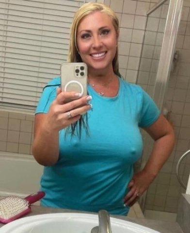 I am 41 Years Older Mom 💝Enjoy for In call and Out call🚗 ✔Car dat 🚙✔ Amazing Service.💋 - 41 - 1
