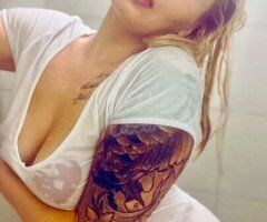 Fayetteville escorts - NEW ARRIVAL - All Natural, Curvy, Girl Next Door - LIMITED TIME