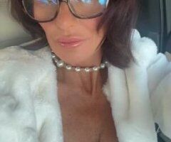 LADY IN THE STREETS AND A FREAK IN THE SHEETS! - Image 4