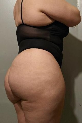 bubble booty 🤪 2 girls available outcall/incall - 27 - 1