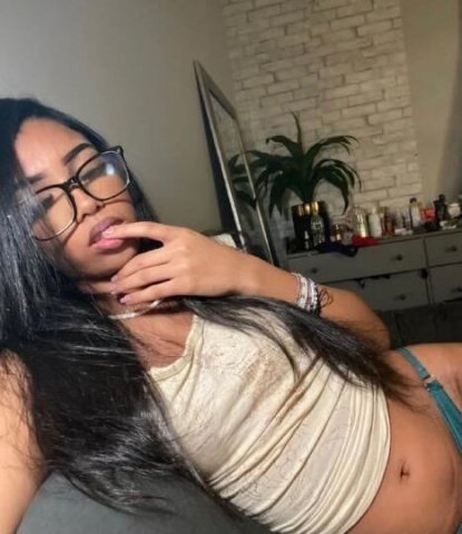 Latina New In Town!!! 💕 Limited time!!! - 1